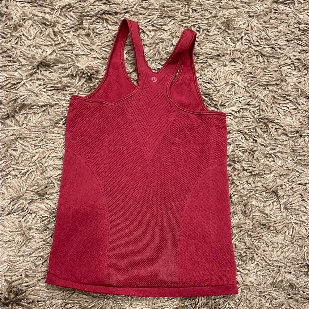 Lululemon Reveal Racerback
Deep Rouge Size 6 - Picture 4 of 8